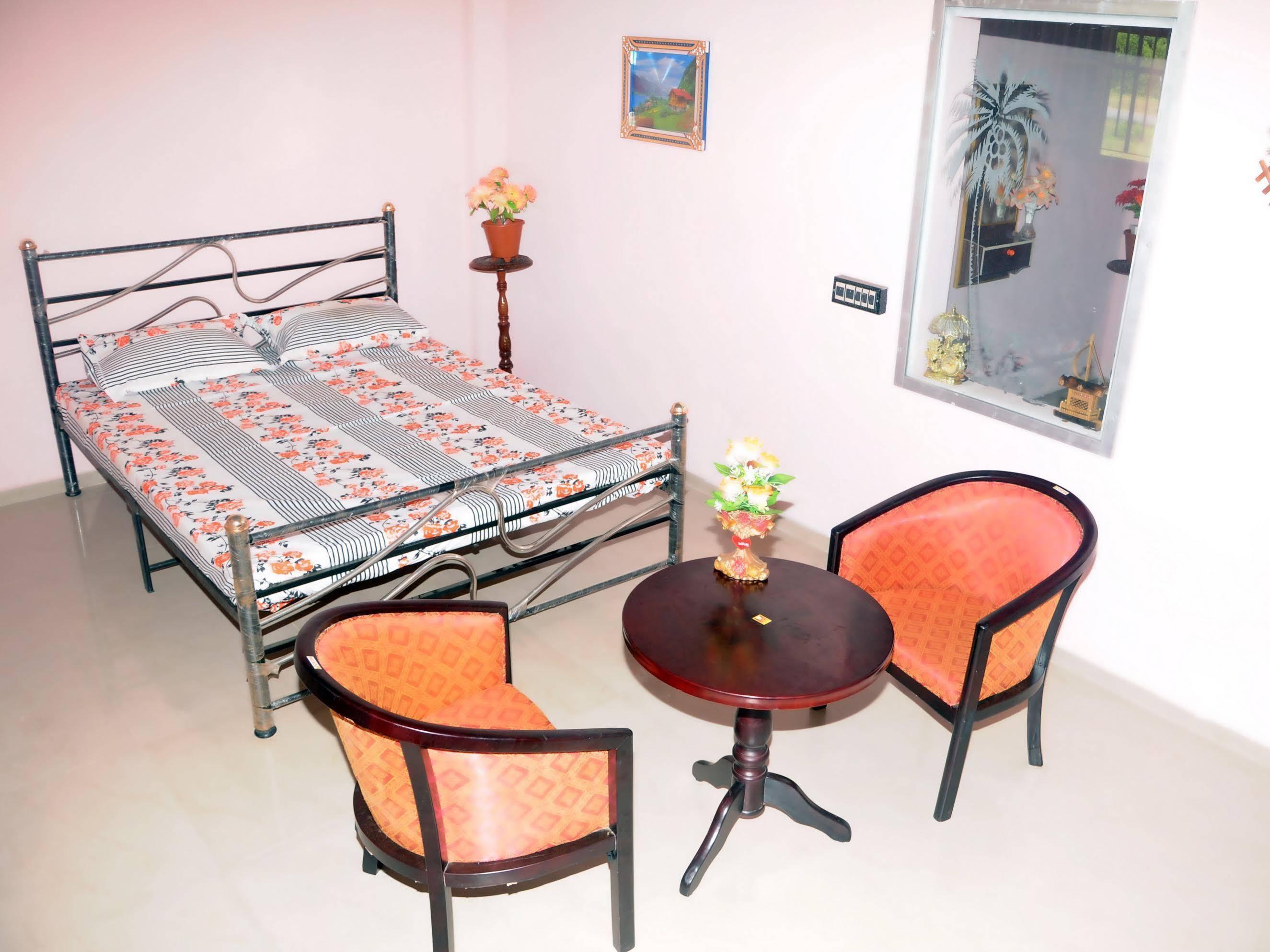 Sathwik Homestay Kumta Extérieur photo